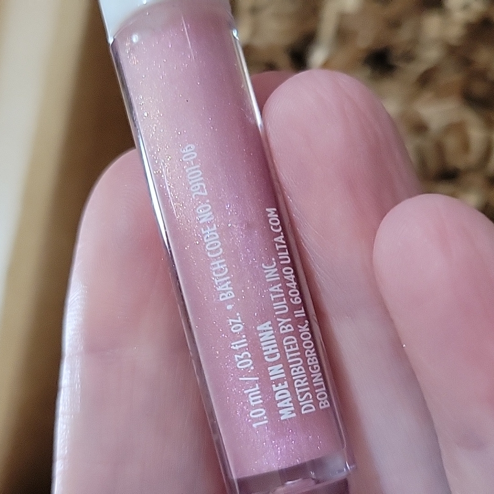 ULTA 🩷 ROSE SHIMMER LIP GLOSS - Picture 4 of 4